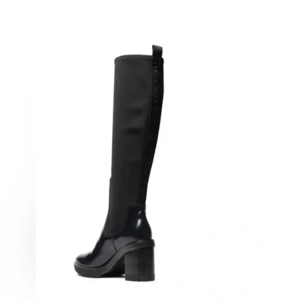 New! Tory Burch Preston Lug Sole Navy Blue Boot Size 7.5  MSRP $695